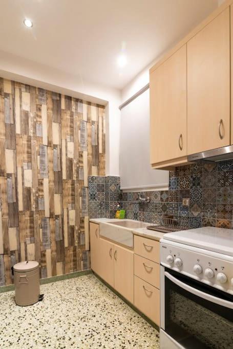 Leon Cozy Apartment Athens Exterior photo